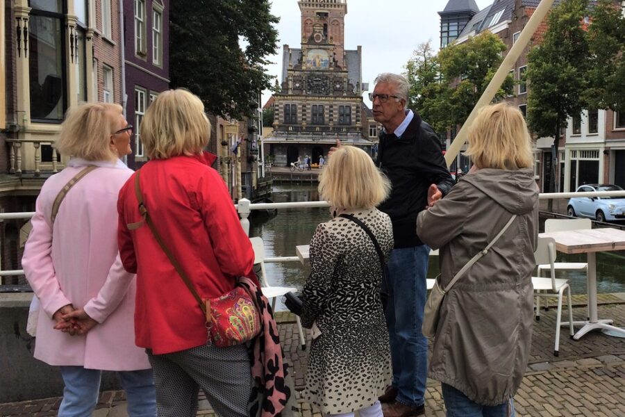 Stadswandelingen met Peter de Rover